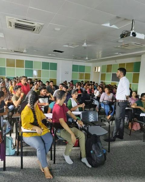 A sensitization workshop on Innovation, Creativity & Prototyping at Government College Of Commerce and Economics - Borda Margao. Our speaker was able to speak with some entrepreneurs who had already started developing their own brands, as well as some who were in the ideation stage. A major part of the session was motivating and guiding such young entrepreneurs. 