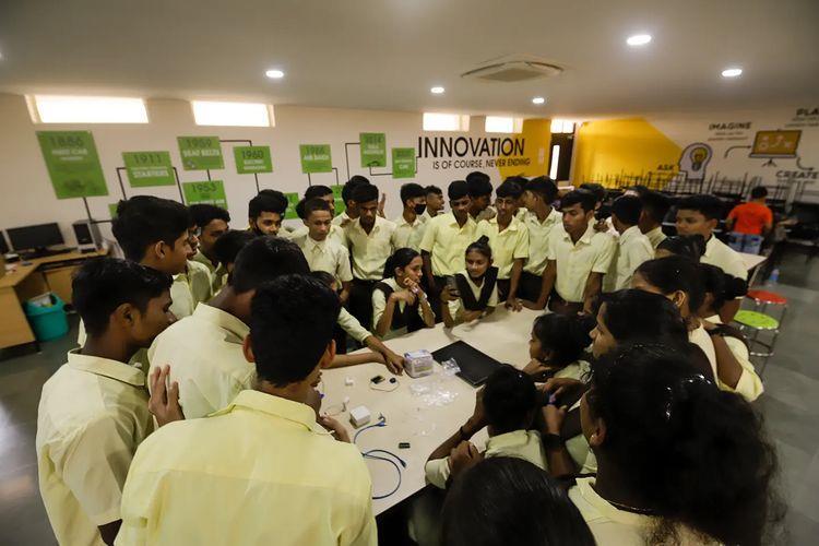 Explained Robotics to the students of Commerce and Arts Higher Secondary School - Valpoi.